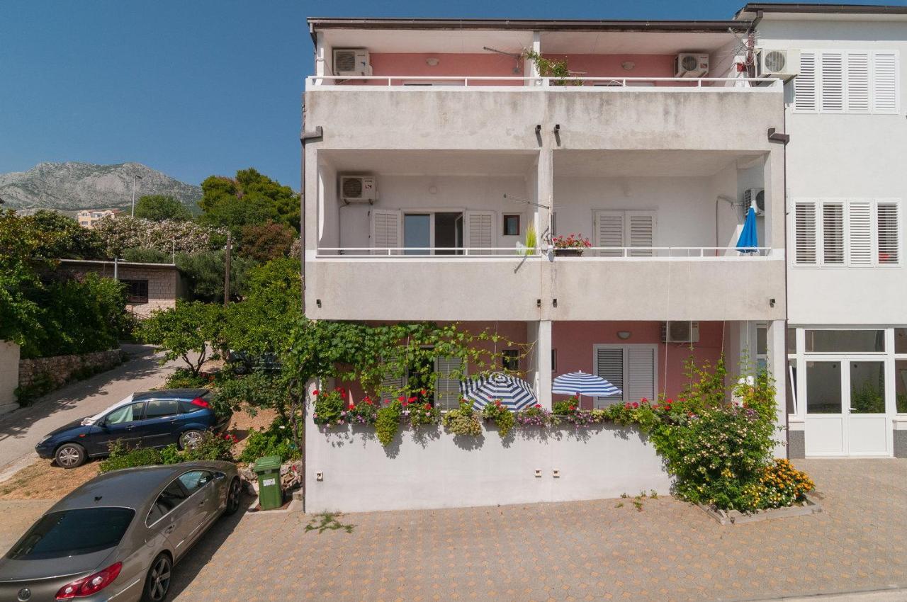 Apartman Neven Podgora Luaran gambar