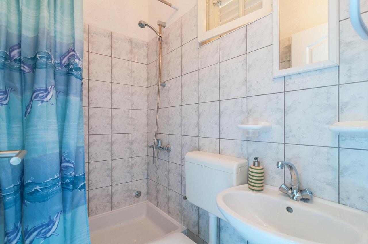 Apartman Neven Podgora Luaran gambar