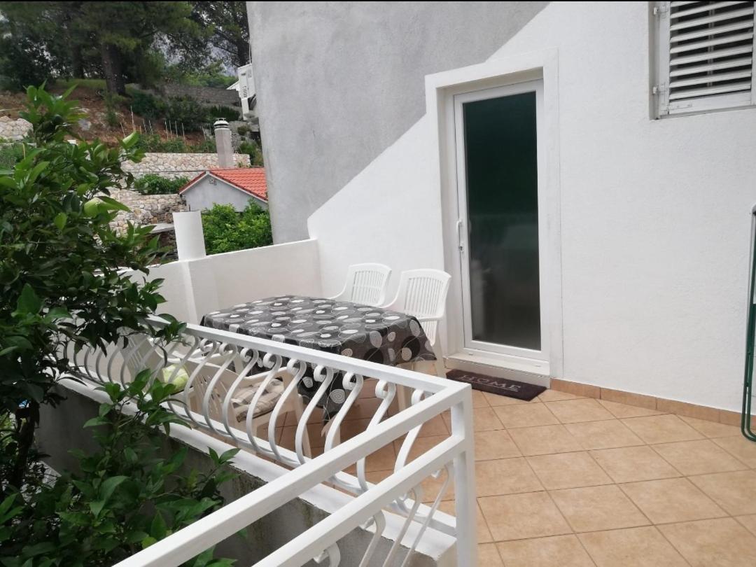 Apartman Neven Podgora Luaran gambar
